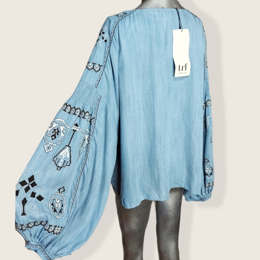 Light Blue Embroidered V-Neck Women's Top - Picture 9 of 13